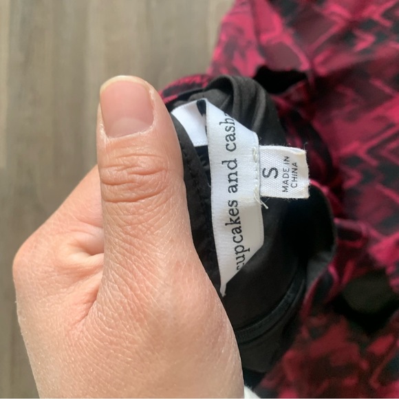 Cupcakes and Cashmere Chiffon Trapeze Dress size small - Picture 3 of 6